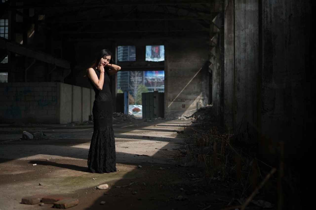 How to Style a Slip Dress for Different Seasons?