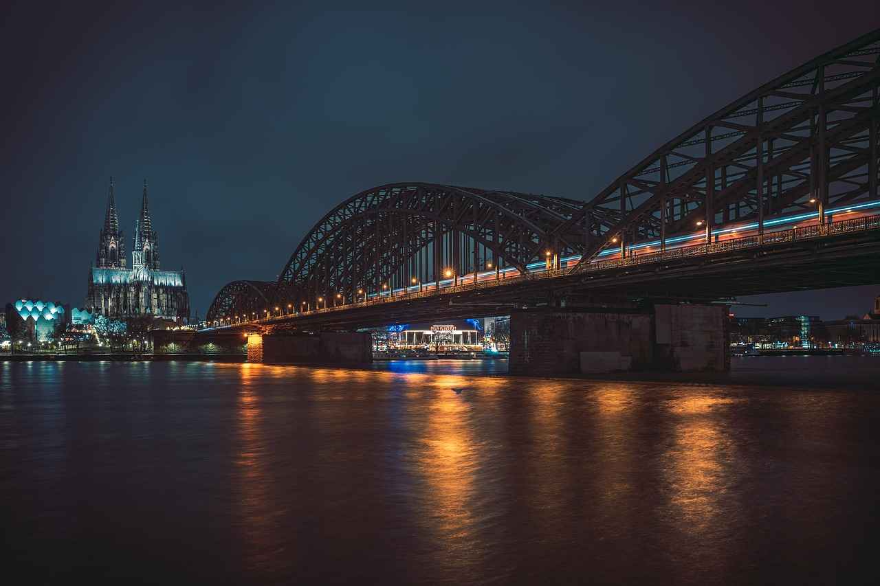 Silk vs. Satin Night Dresses: How to Care for Each Fabric Properly 12 What are the Best Storage Practices for Silk and Satin?