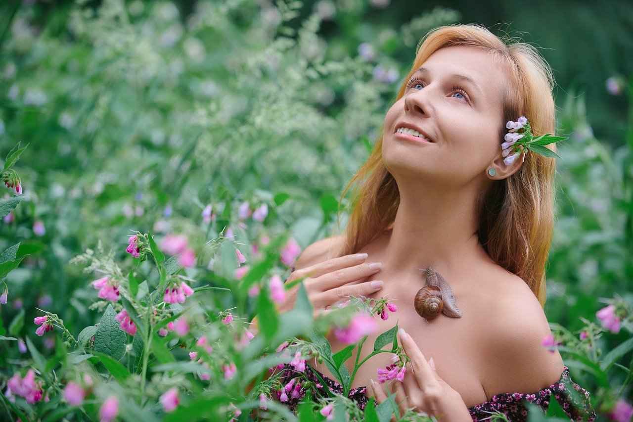 What Makes Slip Dresses Ideal for Travel?