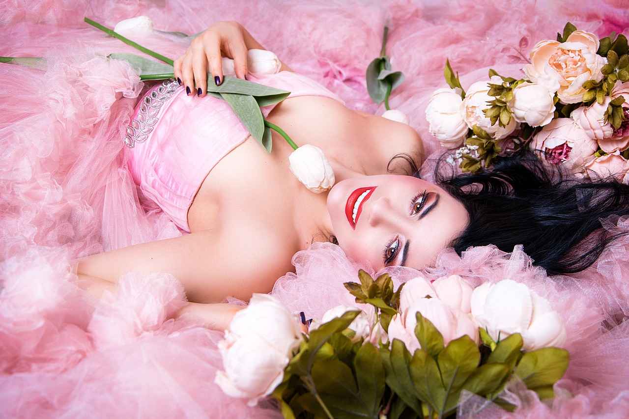 What Are the Best Plus-Size Brands for Slip Dresses?