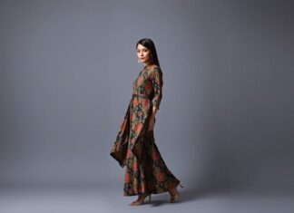 Fashion Through the Times: Evening Styles Inspired by Maghreb Fashion Through the Ages: Evening Styles Inspired by the Maghreb