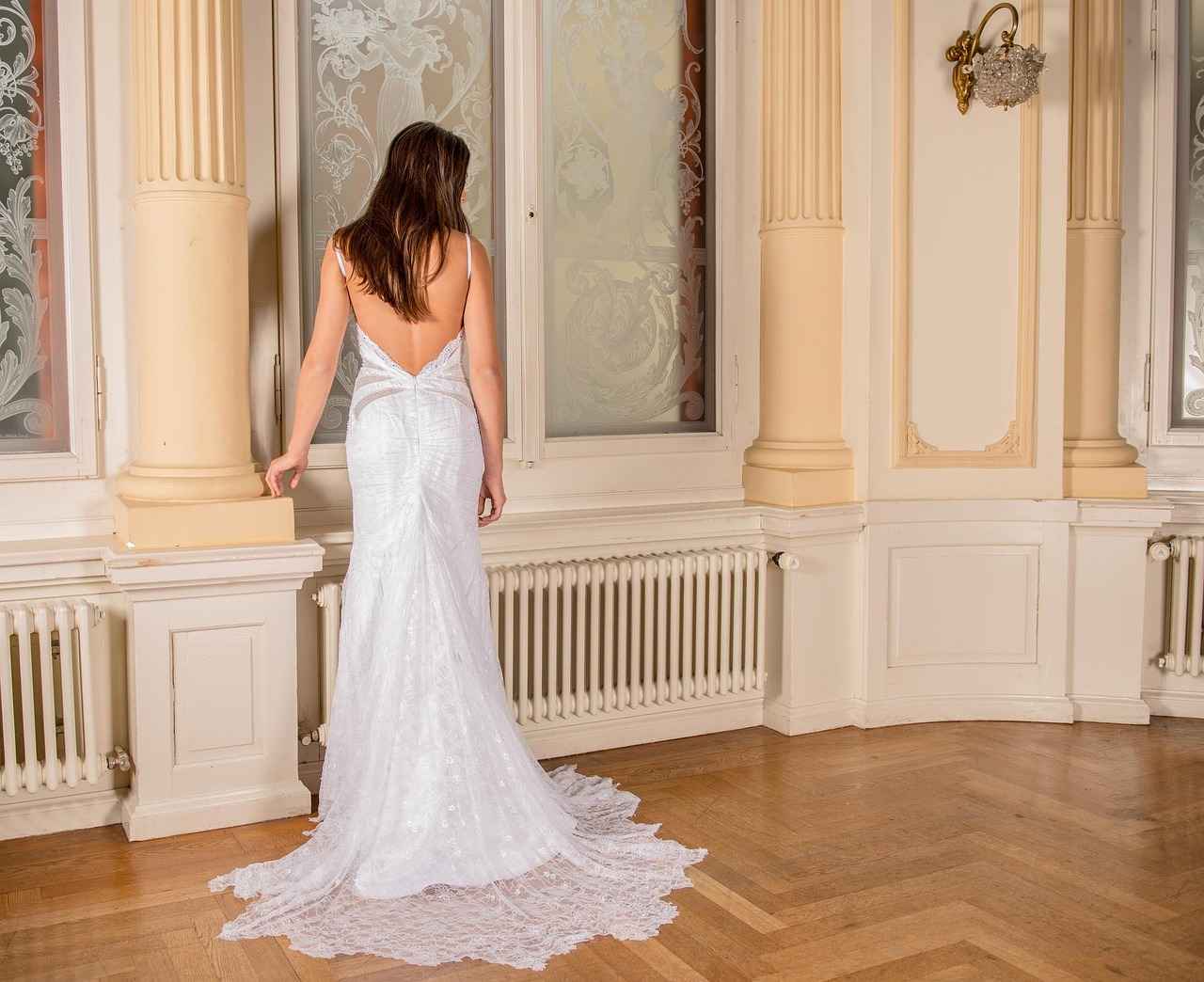 Key Features of a Slip Dress