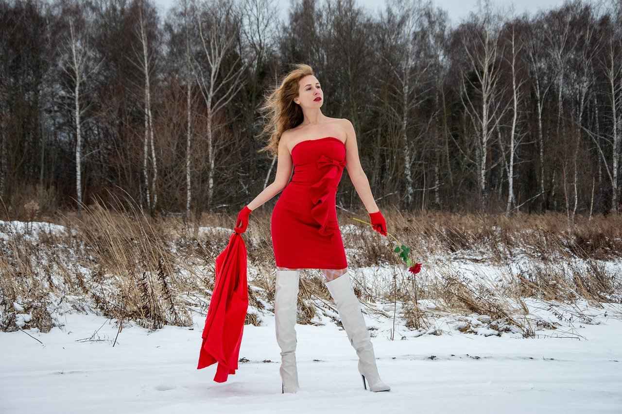 The Best Slip Dress Patterns & Prints Trending This Season