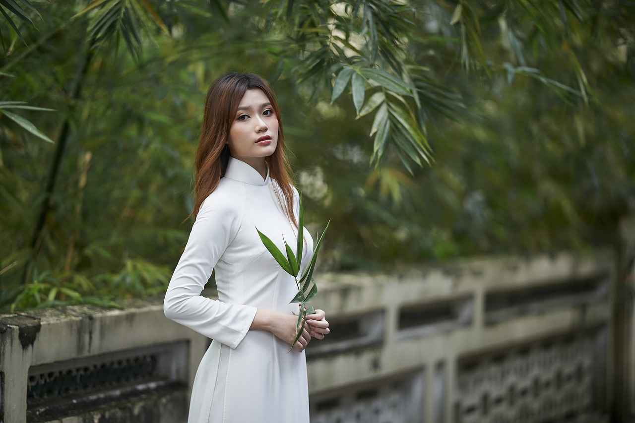 How to Style a Slip Dress?