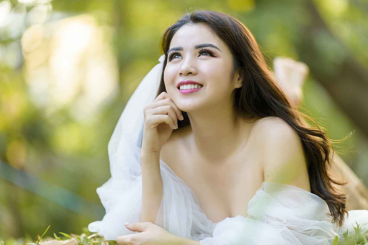 How to Style Slip Dresses for Different Occasions?